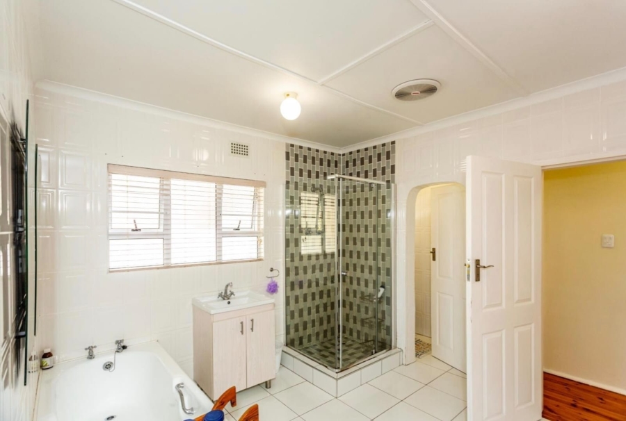 6 Bedroom Property for Sale in Bonnie Doone Eastern Cape